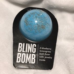 New! Bling bath bomb!